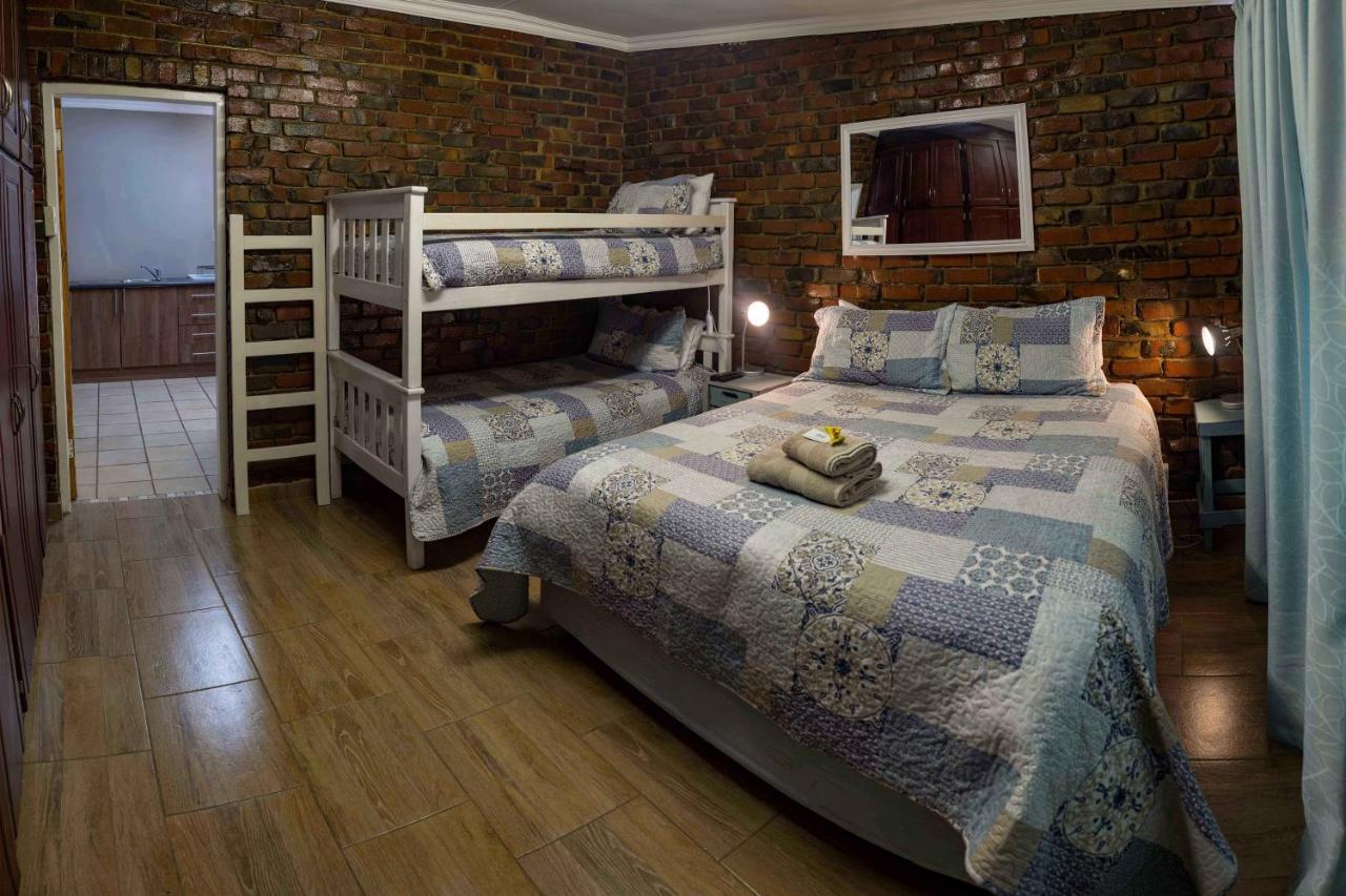 Melsetter'S Guesthouse Bloemfontein Exterior foto